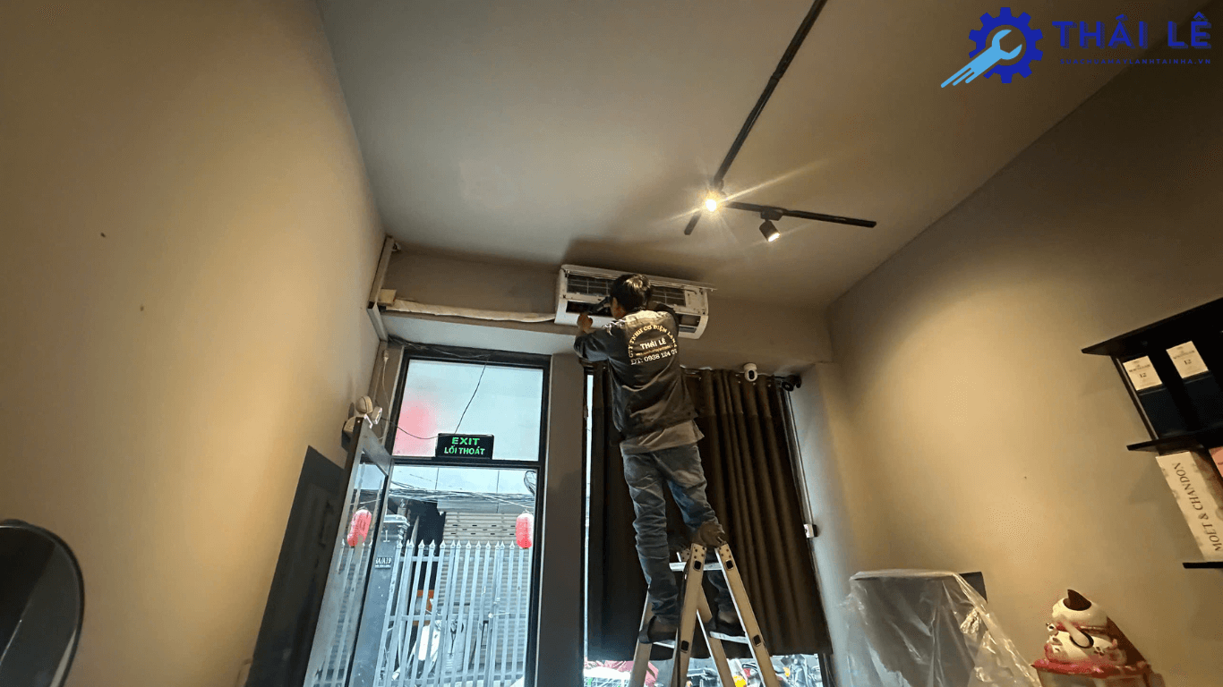 Lắp đặt máy lạnh